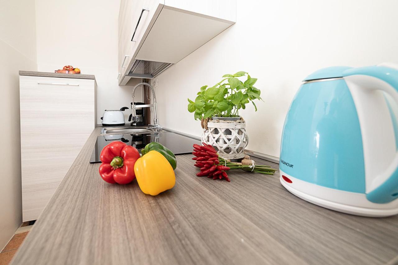 Apartments Blue View - Residence Casetto Bardolino - Regarda Travel Екстериор снимка