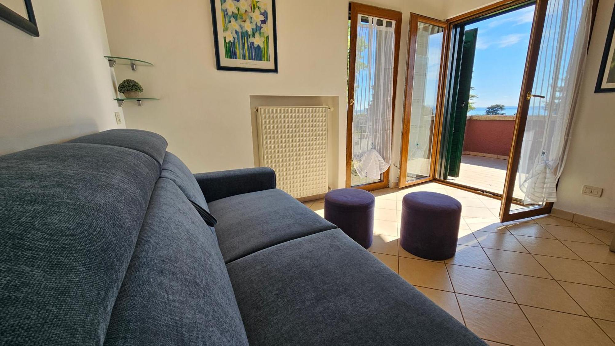 Apartments Blue View - Residence Casetto Bardolino - Regarda Travel Екстериор снимка
